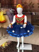 Mujer Maravilla vestido corto